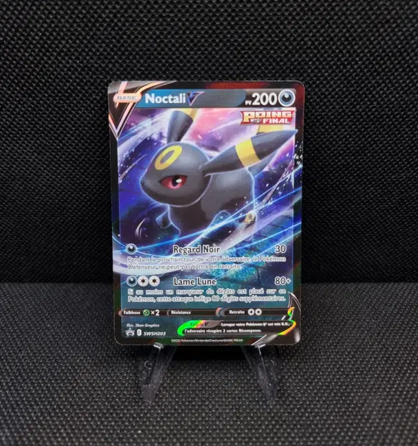 Nymphali V (Sylveon V) 184/192 Rapid Strike Alternative Full Art - Ultraboost X Epée et Bouclier Nymphali V (Sylveon V) 184/192 Rapid Strike Alternative Full Art - Ultraboost X Epée et Bouclier