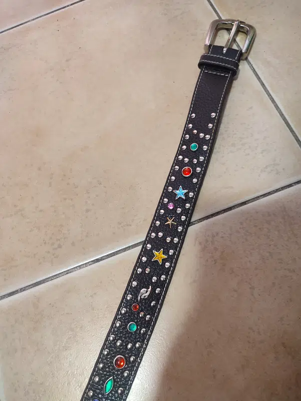 Ceinture Chaîne Vintage Y2K Strass Violette - Style Burlesque, Années 2000, Pour Une Tenue Pailletée !