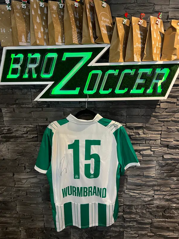 ImageUpload|13610356