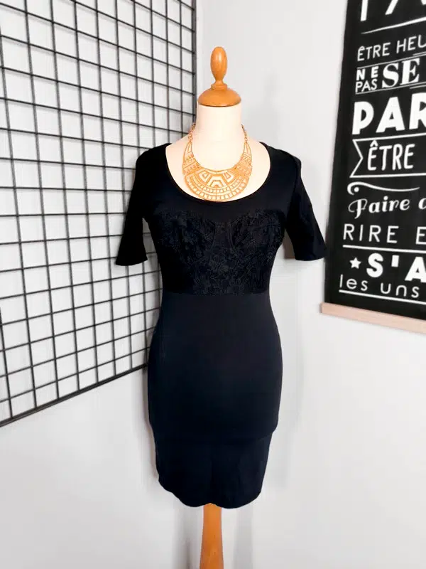Robe Noire TALLY WEIJL - Taille XS/34 - Modèle Mini Sans Manches - Neuve Avec étiquettes