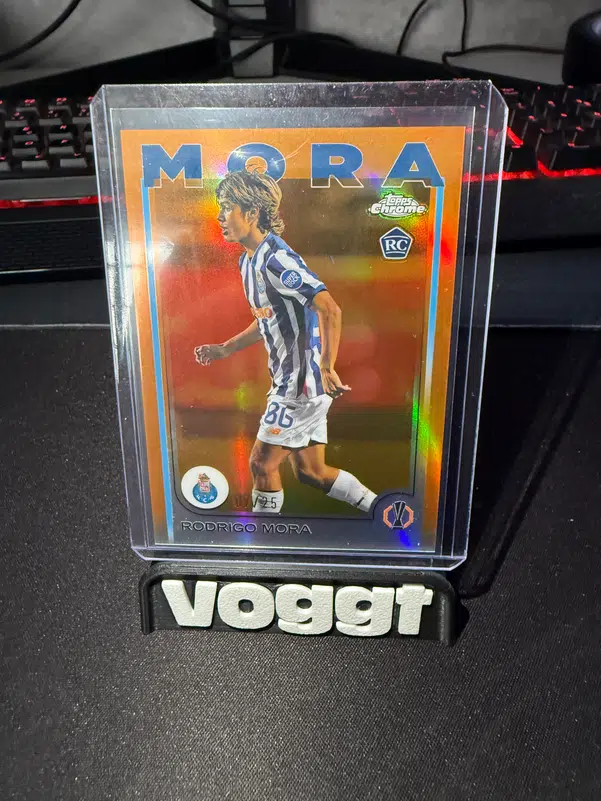 Voggt - buy Rodrigo Mora /25 topps chrome