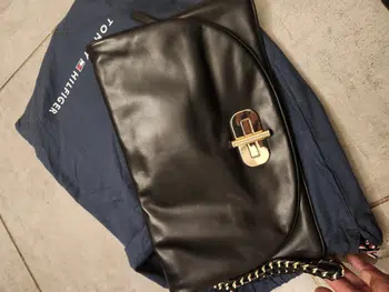 SACS DE LUXE, BURBERRY, TOMMY, LACOSTE, LANCASTER, VALENTINO ETC.....