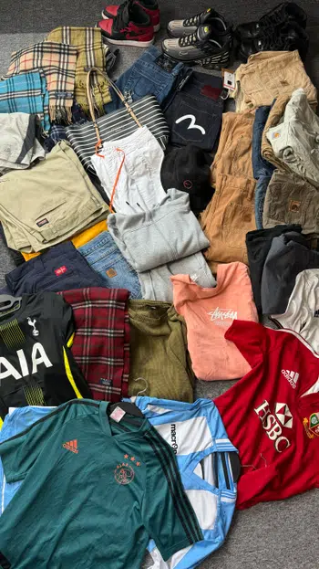 SNEAKERS & SAPPES 1€ PDD (Stussy, Burberry, Evisu..)