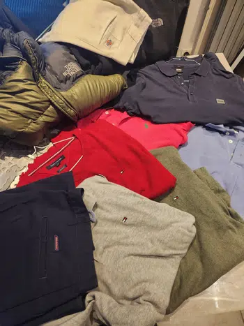 TOUT DOIT DISPARAITRE VENEZ NOMBREUX DESTOCKAGE A BAS PRIX