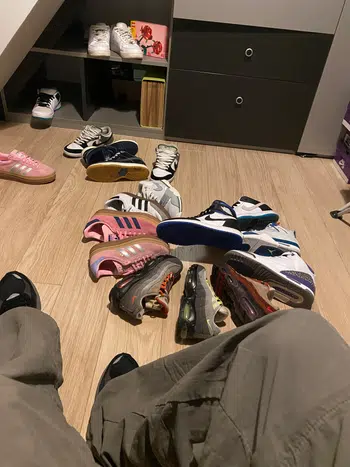 👖35 pants Carhartt | + 15 sneackers 👟 …