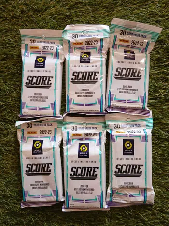 PANINI ! MESSI  ! 50 packs en Récompense !