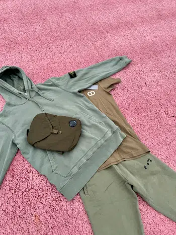 Ami Paris❤️Palm Angels ⚡️CP Company ❄️Off-White♻️Stone Island 🕷️ 1€🛍️