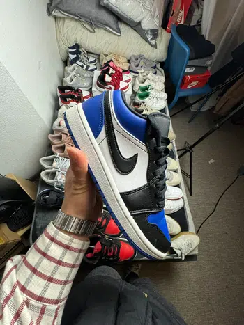 Live Sneakers Used à partir de 1 euros " Jordan,Dunk,AirMax,New Balance"