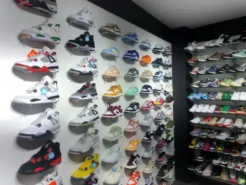 LIVE VENTE DE SNEAKERS D’OCCASIONS (tn 1,3, Jordan 3,1,4, airforce 1, air Max 95,97…)