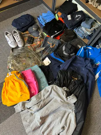 Tout à 1€ ! Evisu, Nike, Burberry